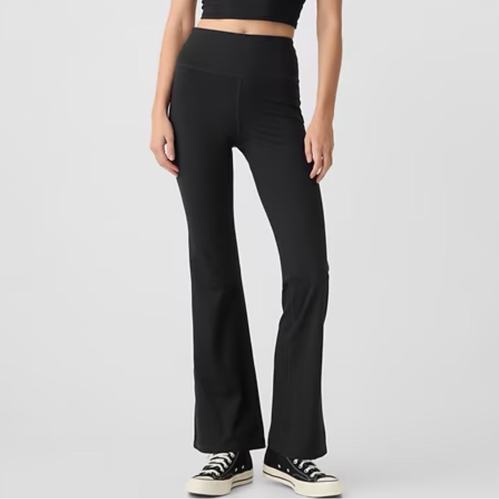 GAP Black Sky High Flare Leggings